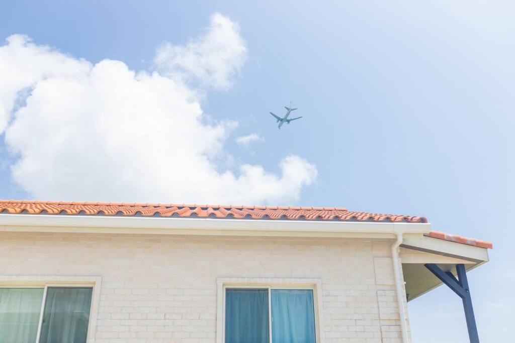石垣島一棟貸し 潮 Villa Ishigaki  Exterior photo