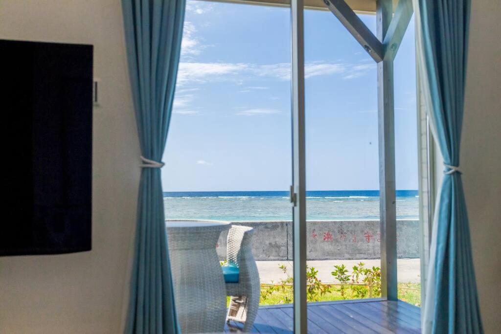 石垣島一棟貸し 潮 Villa Ishigaki  Exterior photo